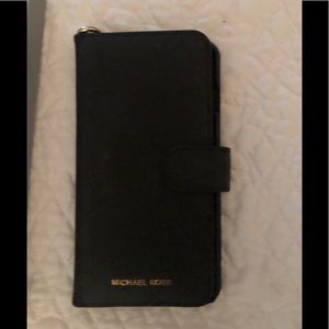 Michael Kors iPhone wallet case